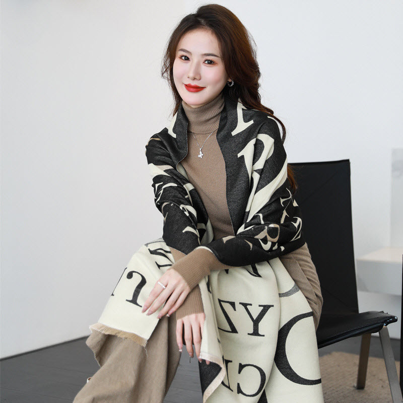 Khăn Len Cashmere Cao Cấp Cho Nữ Họa Tiết Chữ Cái – TWD003