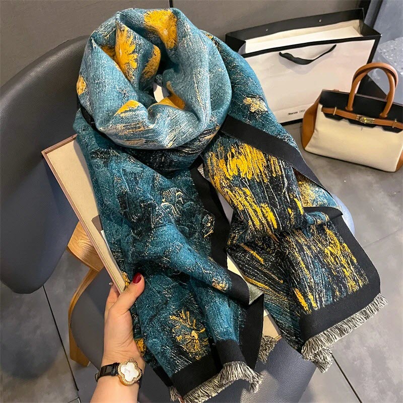 Khăn Cashmere Chính Hãng - Món Quà 20/10 Ý Nghĩa Cho Mùa Đông Ấm Áp
